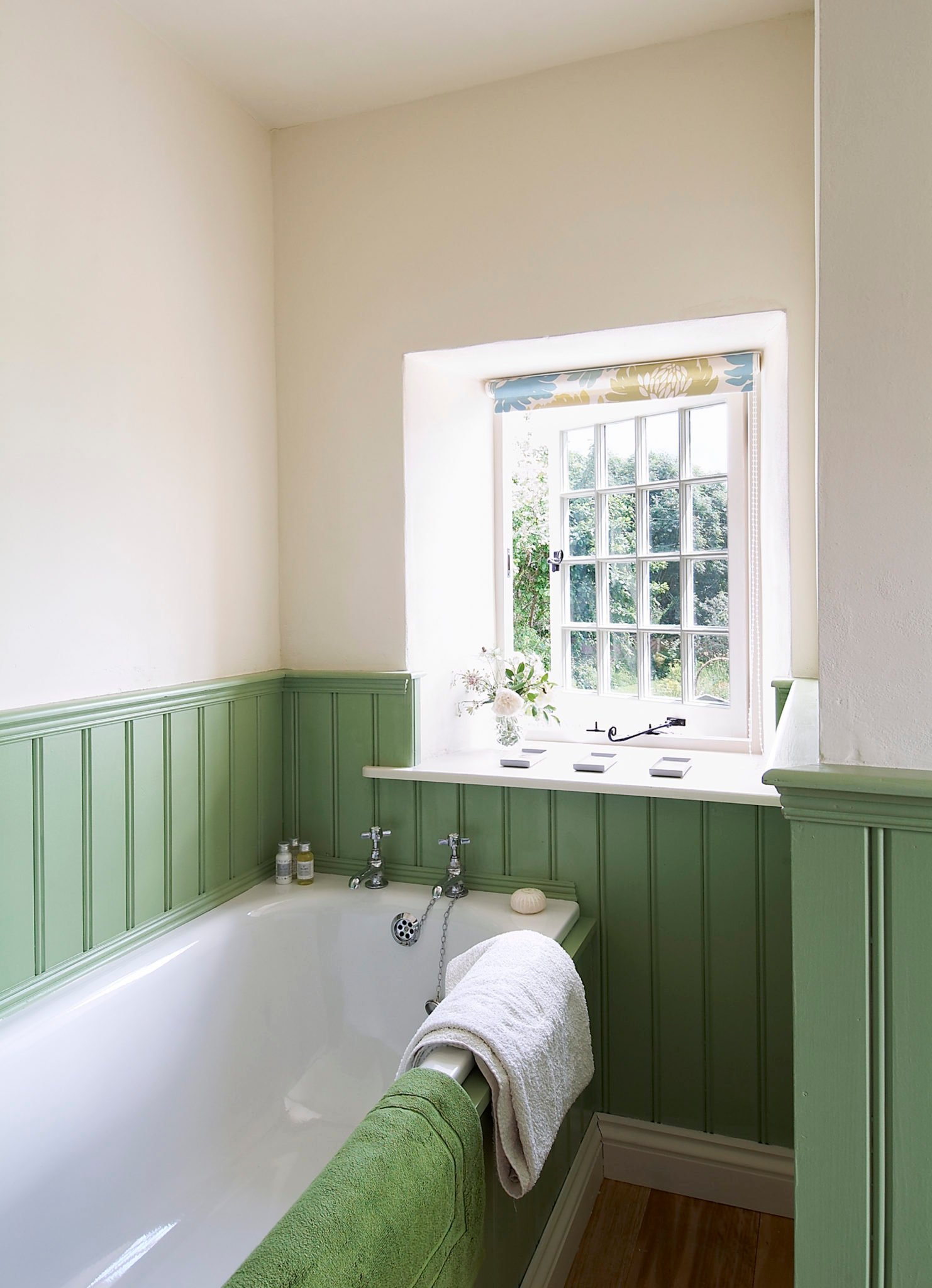 Creami Colour Edward Bulmer Natural Paint