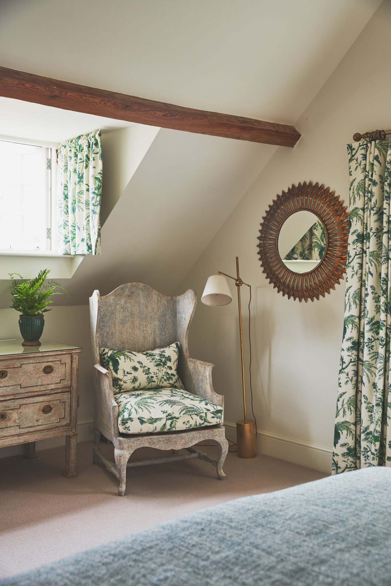 Milk White Edward Bulmer Natural Paint