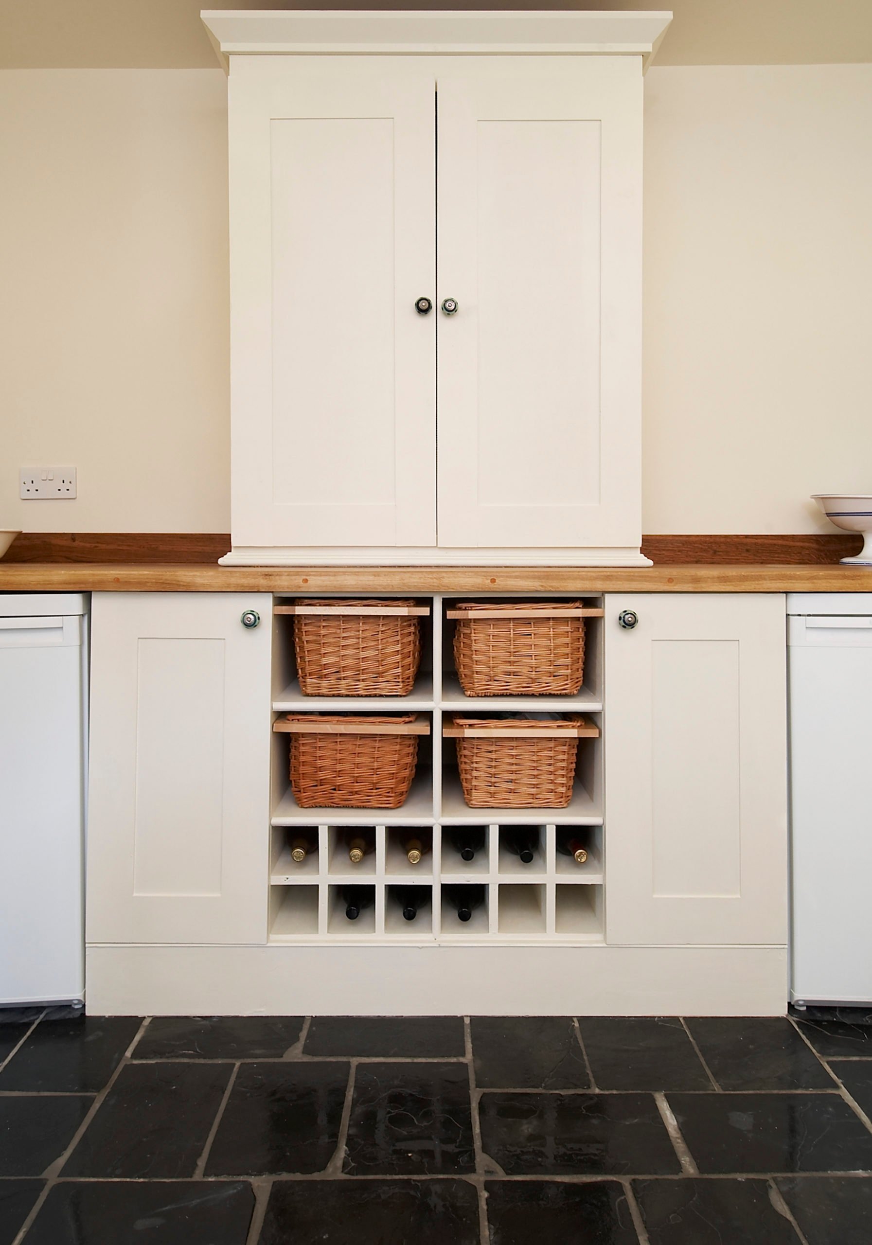 Creami Colour Edward Bulmer Natural Paint