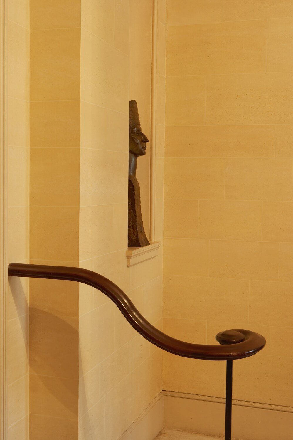 Lute Edward Bulmer Natural Paint