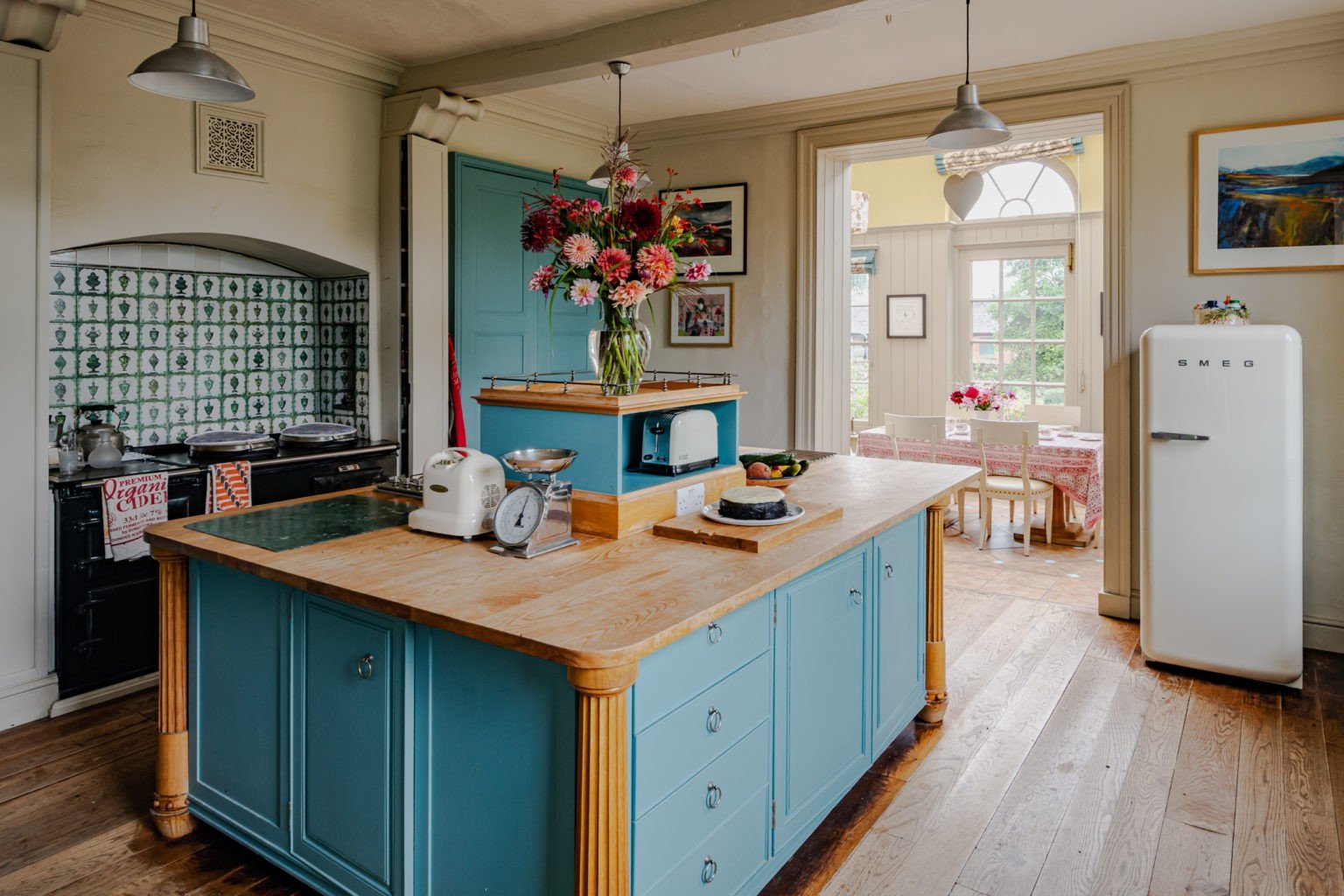 How to decorate your space with blue hues Edward Bulmer Natural Paint